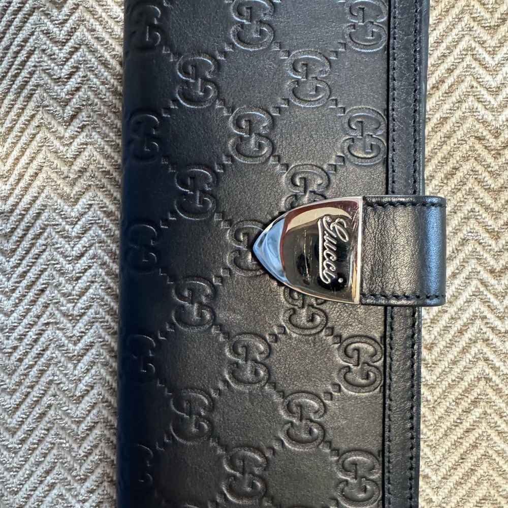Gucci Guccissima Continental Wallet in black